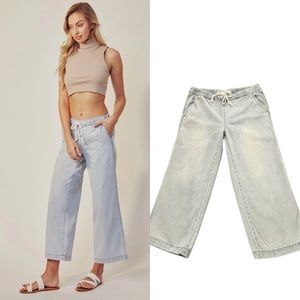 KanCan Light Wash Wide Leg Jeans Drawstring Waist High Rise Casual Size 28